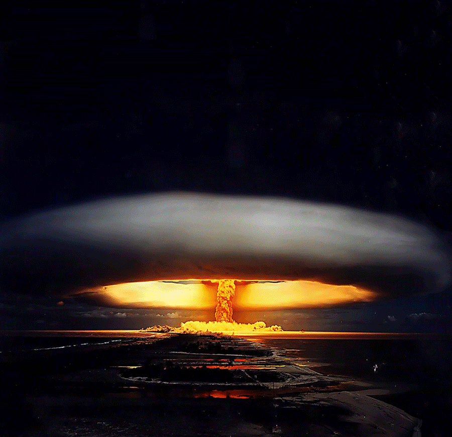 Вспышка ядерного взрыва. Tsar bomba взрыв. Ядерный взрыв 25килотонн. Ядерный взрыв царь бомба анимация. Ядерный взрыв гифка.