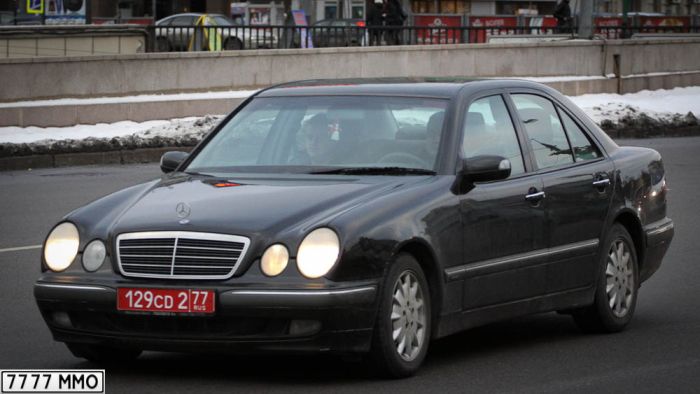 Автомобили послов зарубежных стран в Москве (168 фото)
