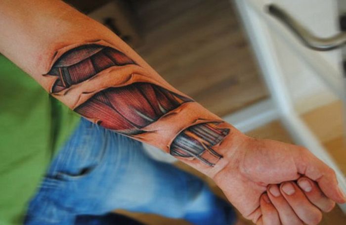 Удивительно реалистичные татуировки (21 фото)