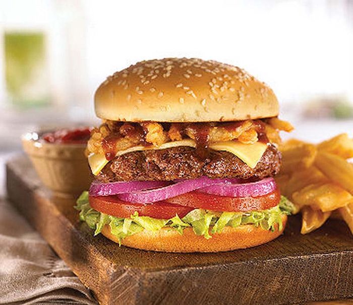 ТОП-10 самых необычных и дорогих гамбургеров (10 фото)