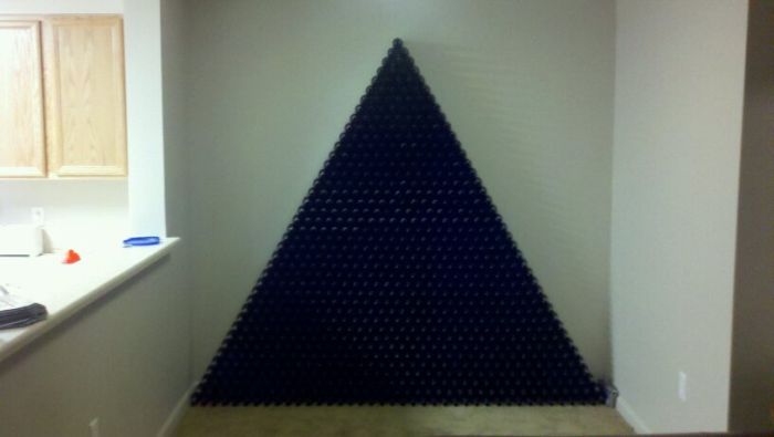 Пятничная пирамида (3 фото)