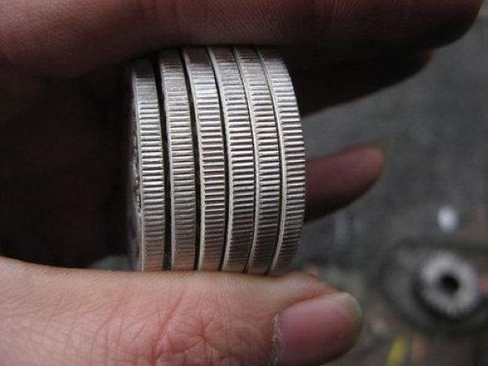 Почему нельзя покупать раритетные старинные монеты (9 фото)