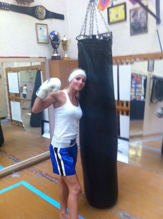 Екатерина Вандарьева - симпатичная чемпионка по боксу (40 фото)