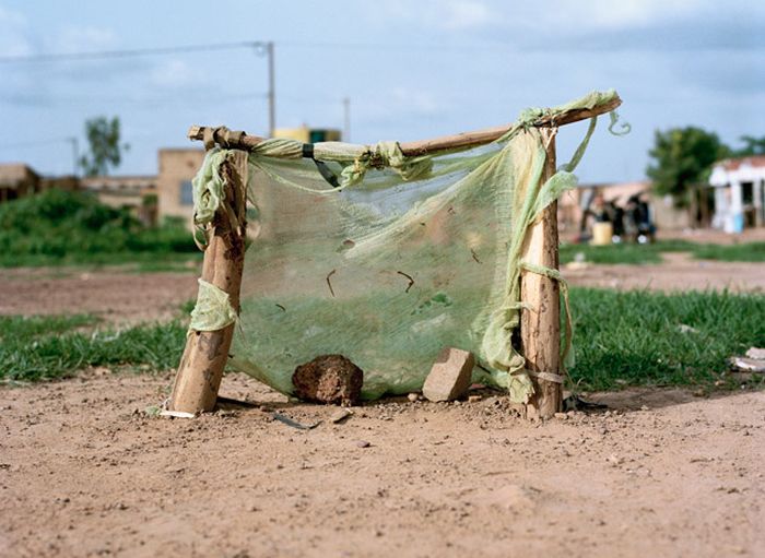 Суровое детство в Африке (22 фото)
