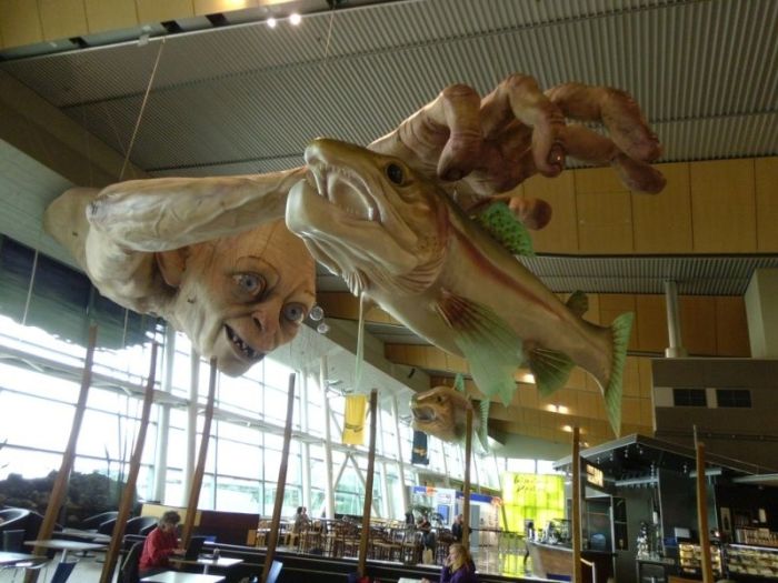 Огромная статуя Голлума из "Властелина Колец" (7 фото)