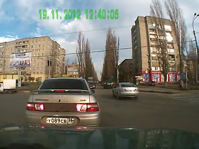 Жесткая авария ДПС и ППС (1.6 мб)