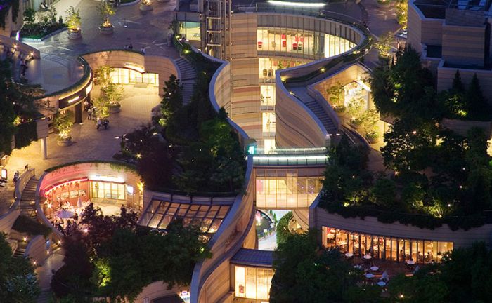 Японский 8-уровневый футуристический парк (14 фото)