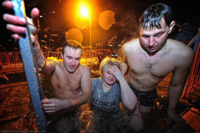 Крещенские купания во Владивостоке (61 фото)