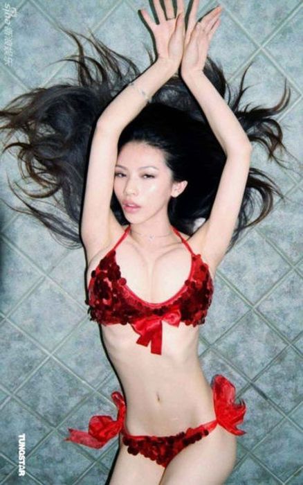 Сексуальные девушки из Азии (55 фото)