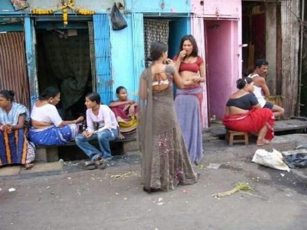 Проститутки разных стран мира (24 фото)