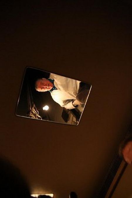 Министр здравоохранения Коми Ярослав Бордюг застрял в лифте РБД (4 фото)