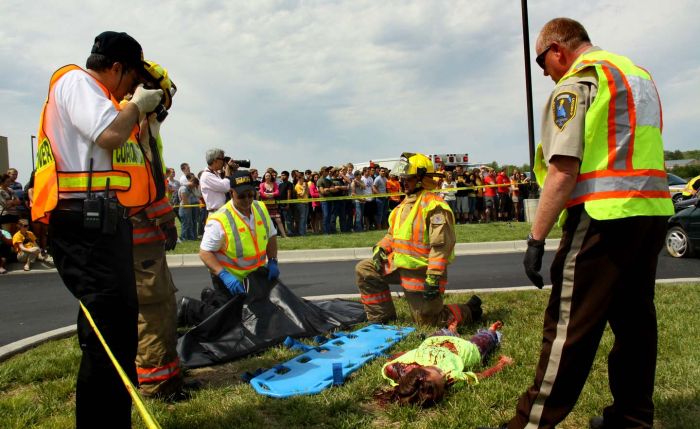 Уроки спасательных операций (40 фото)