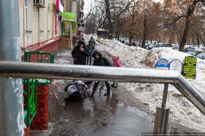 О беспорядке на улицах Москвы (32 фото)