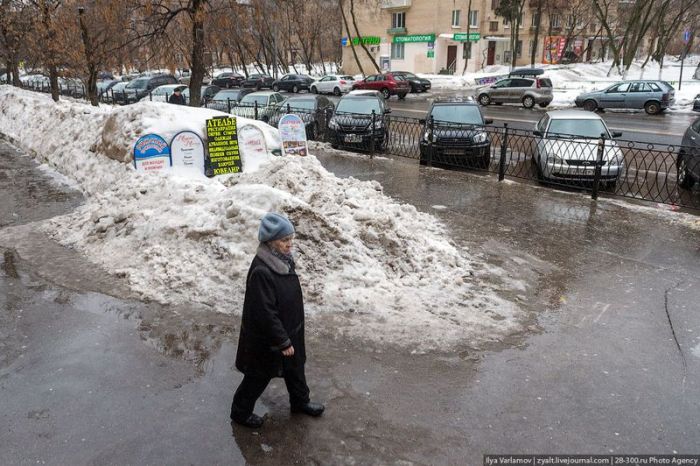 О беспорядке на улицах Москвы (32 фото)