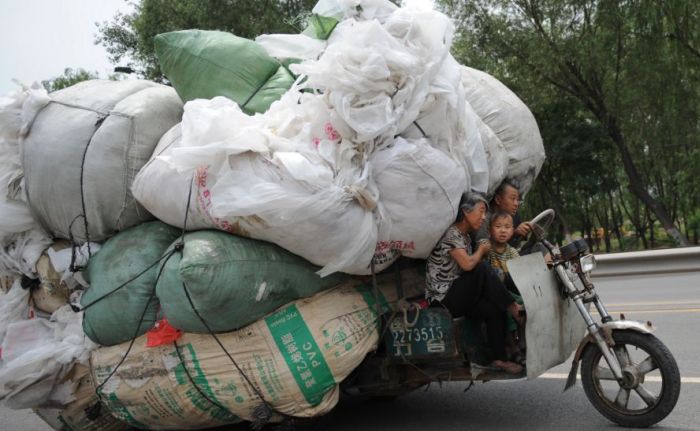 Очень странные грузоперевозки в Китае (26 фото)
