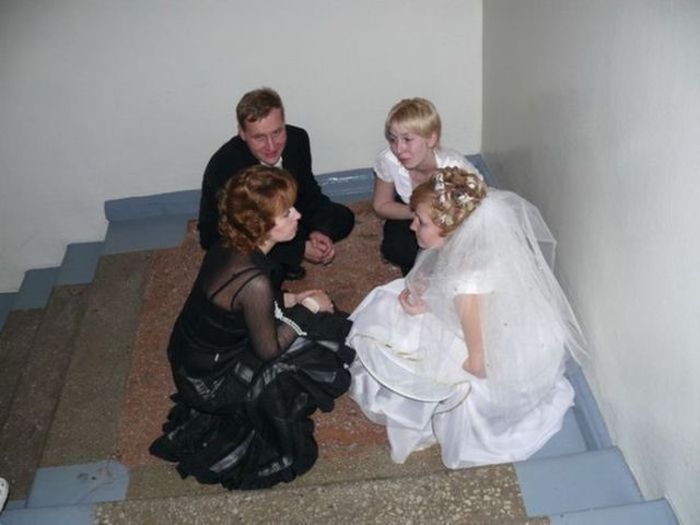 Подборка смешных и неудачных свадебных фотографий (53 фото)