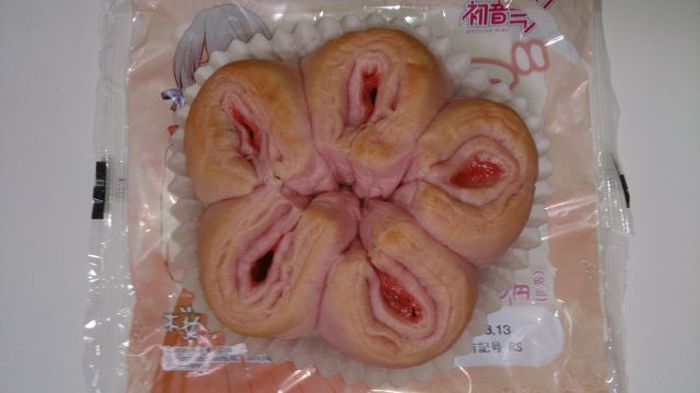 Необычные сладкие булочки из Японии (3 фото)