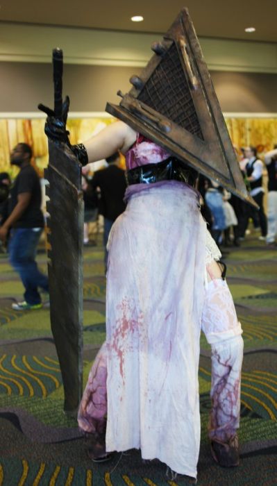 Подборка персонажей с фестиваля Megacon 2013 (47 фото)