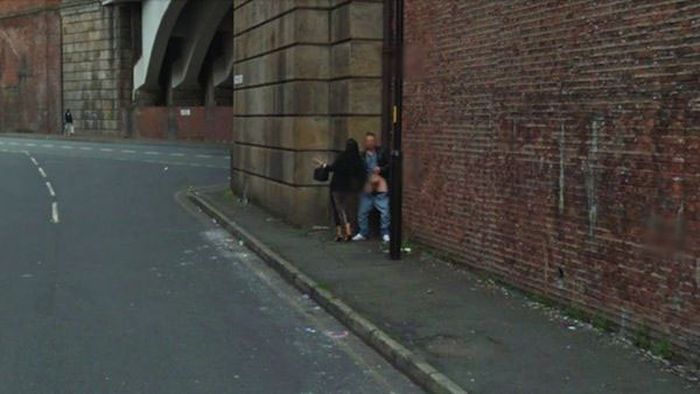 Как работают проститутки на улицах Манчестера (5 фото)