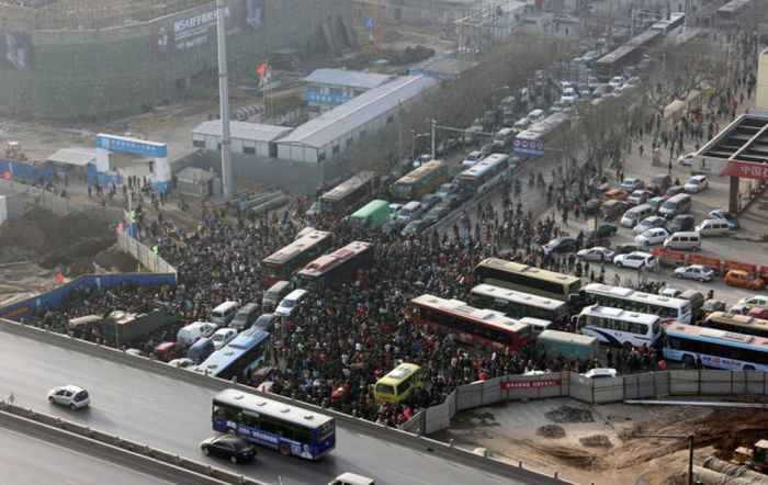 Сумасшедшие пробки в Китае (6 фото)