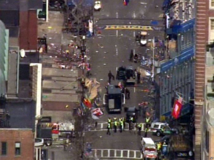 Теракт в Бостоне: два взрыва на финише марафона (18 фото + 4 видео)