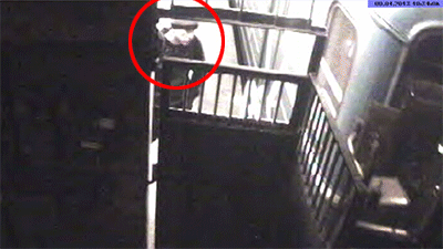 В метро погиб мужчина, решивший прогуляться по тоннелю (1 гифка + видео)