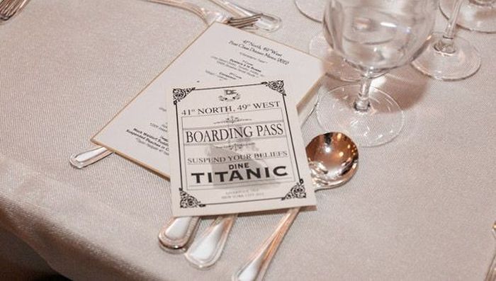 Последний ужин пассажиров Титаника (12 фото)