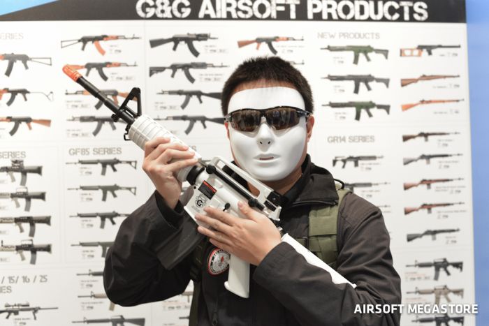 Выставка оружия Airsoft Shot Show 2013 в Лас-Вегасе (71 фото)
