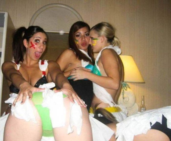 Сексуальные девушки отрываются на вечеринках (40 фото)