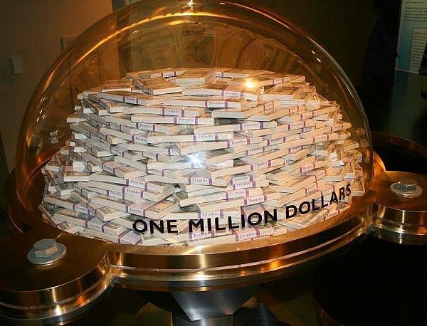 PokerStars обещает призовой фонд в 5 миллионов долларов в честь своей 100-миллиардной раздачи