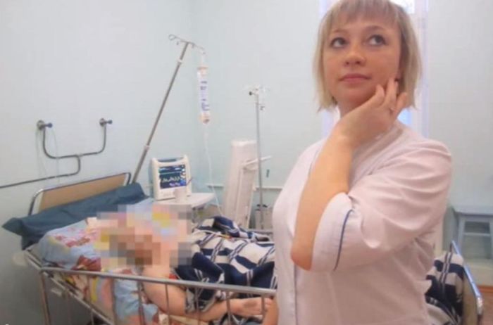 Необычная фотосессия медсестер в городской больнице Александровска (5 фото)