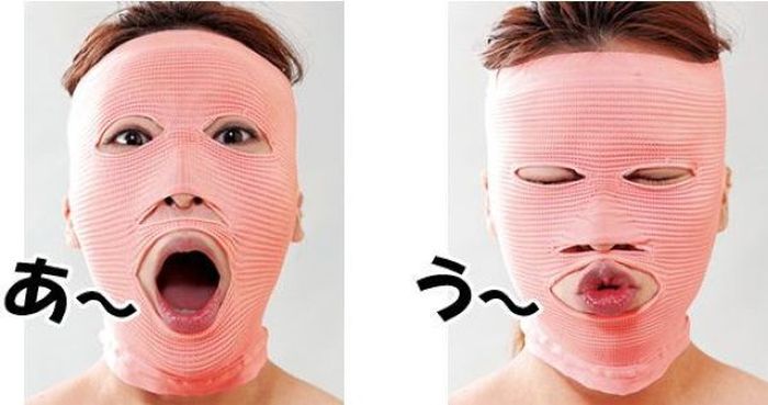 Необычная японская "маска вечной молодости" (3 фото)