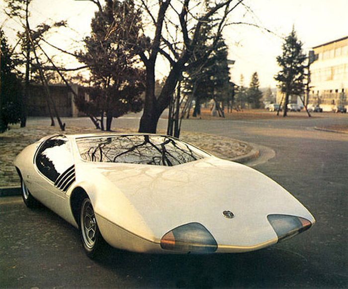 Огромная коллекция концептуальных автомобилей 70х годов (80 фото)