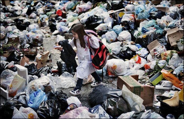 Европейский кризис отходов и мусора (11 фото)