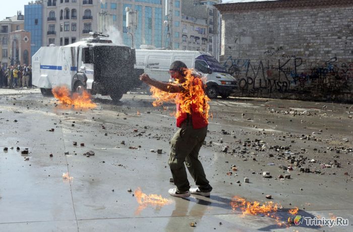 Турецкому правительству надоело терпеть беспорядки в стране (40 фото)