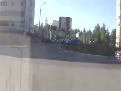 Полицейская погоня за неадекватным водителем (22.1 мб)