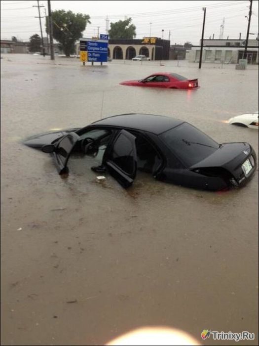 Последствия наводнения в Торонто (31 фото)