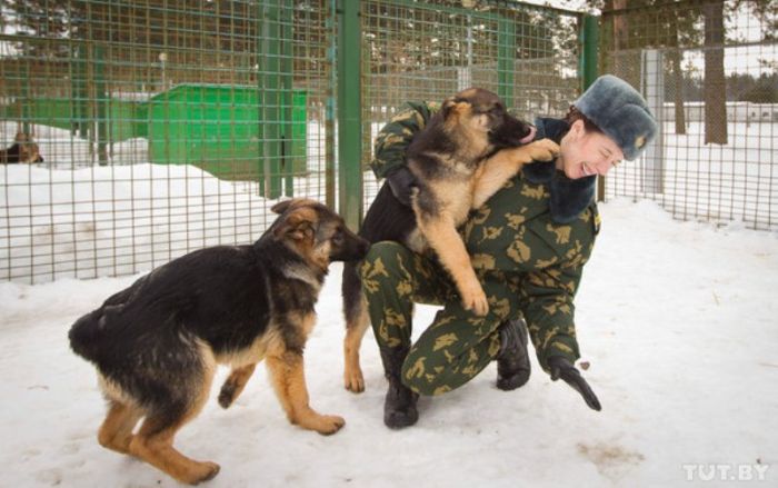 Как становятся защитниками Российской границы (17 фото)