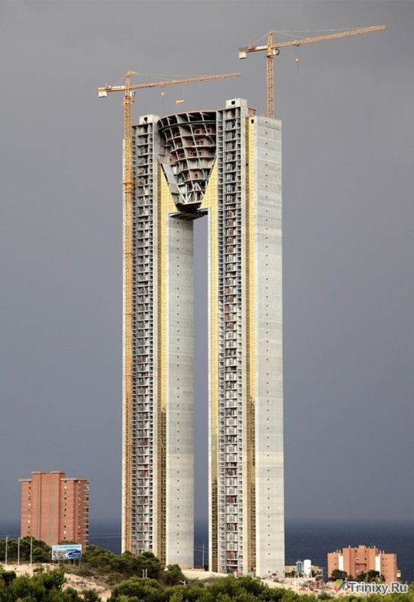 Дом 47 этажей. Башни Аль-Бахар. Intempo Испания небоскреб. Бенидорм Испания небоскреб. Башни Аль-Бахар (aedas Architects, Абу-Даби, 2012).