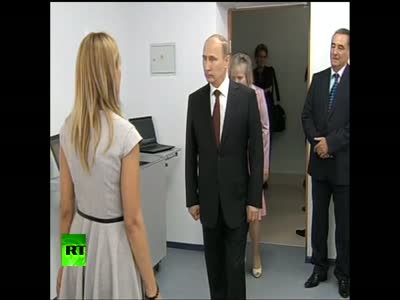 Путин рисует (11.6 мб)