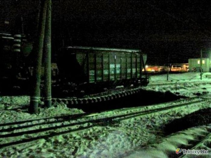 Провалы земной поверхности и глубокие котлованы (65 фото)