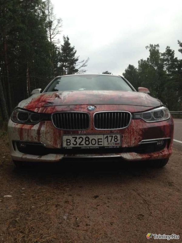 Что случилось с этим белоснежным BMW? (5 фото)