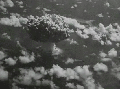 Анимированные испытания атомного оружия 1946 года (16 гифок)