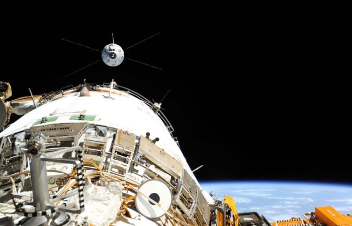 Экспедиция на международную космическую станцию МКС (32 фото)