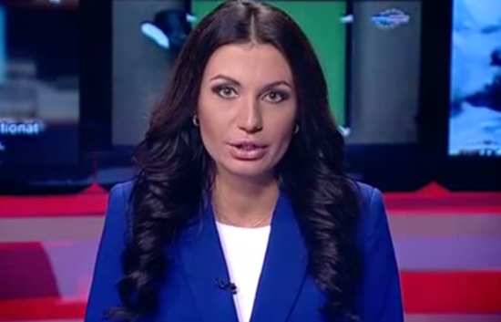 Ведущая новостей отжигает в прямом эфире