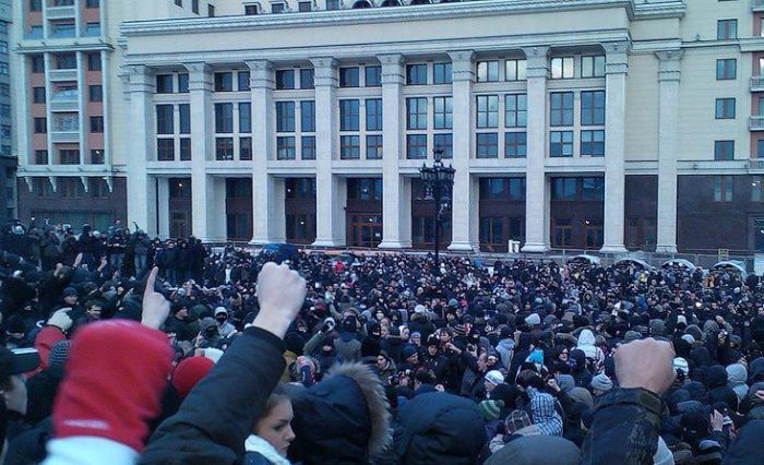 Факты о массовых беспорядках в Москве (12 фото)