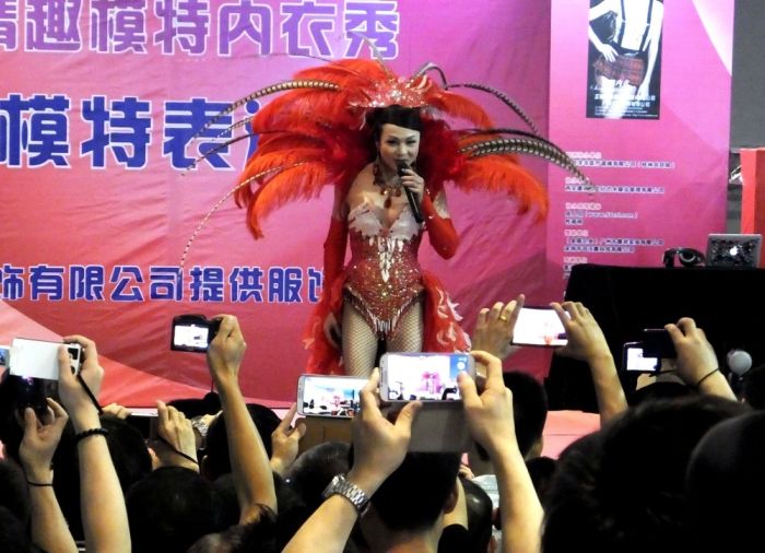 Cекс-фестиваль в Китае (40 фото)