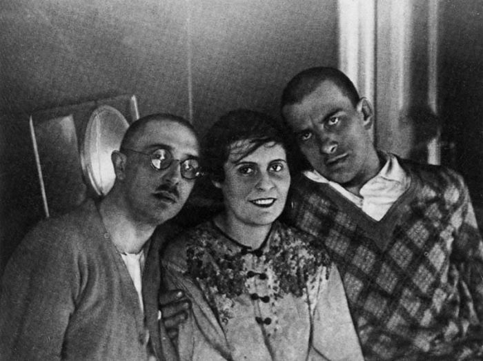 Интересные факты о музе Маяковского (12 фото) Интересные факты о музе Маяковского (12 фото)