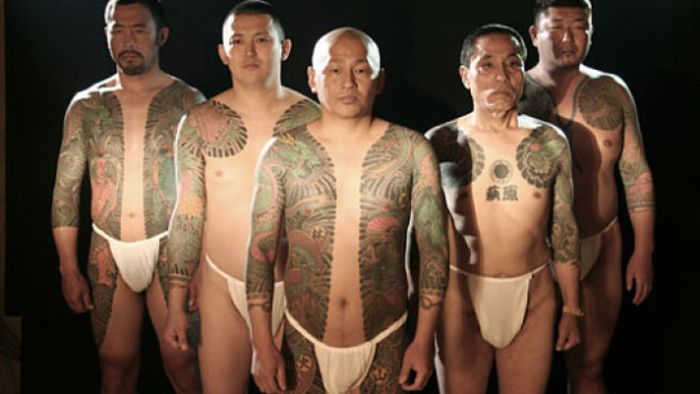 10 интригующих фактов о японской преступной группировке Якудза (10 фото)