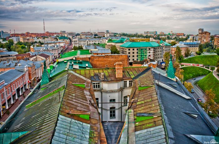 Фотопрогулка по крышам Нижнего Новгорода (40 фото)